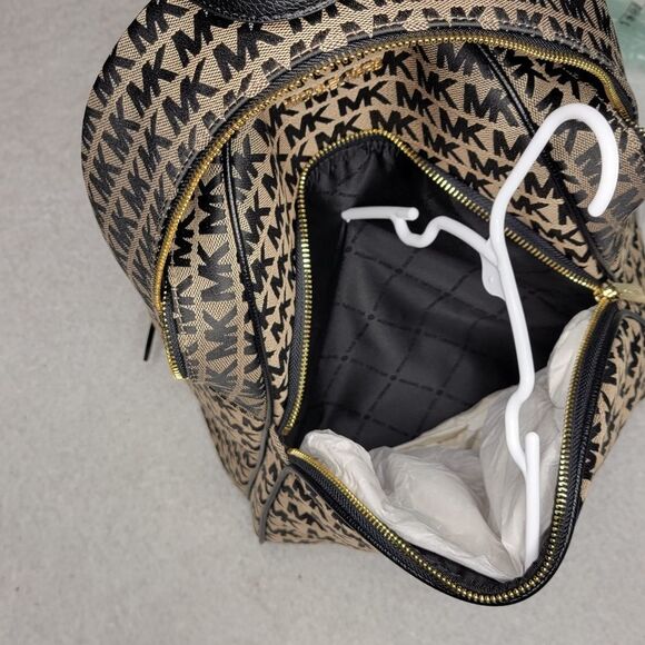 Michael Kors Large Abbie Backpack main image 9